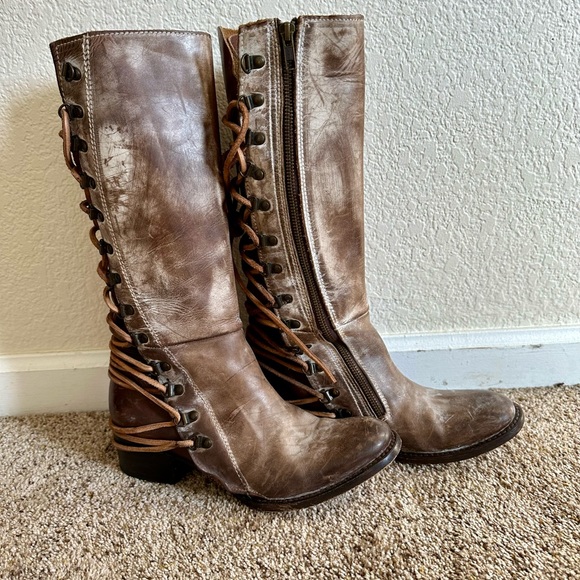 COAL FREEBIRD shoes in size